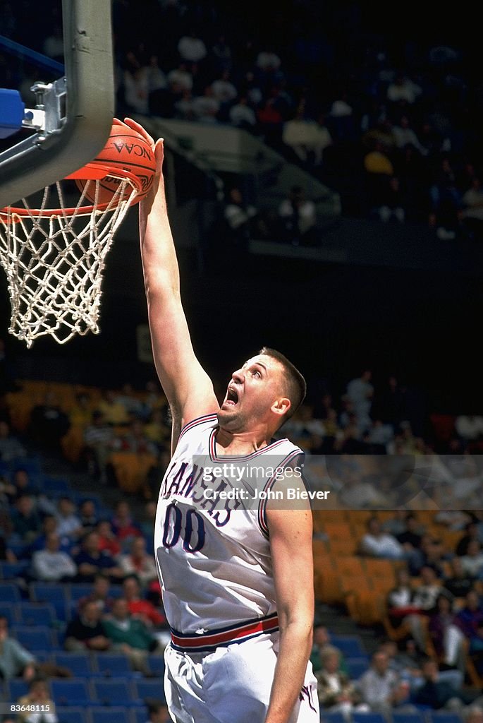 University of Kansas Greg Ostertag, 1994 NCAA Southeast Regional First Round