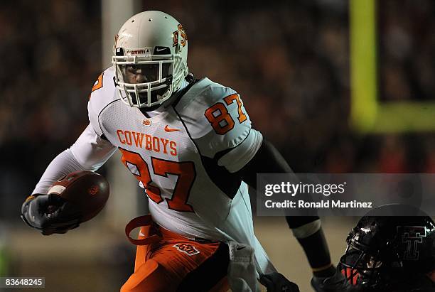 Tight end Brandon Pettigrew of the Oklahoma State Cowboys during play against the Texas Tech Red Raiders at Jones AT&T Stadium on November 8, 2008 in...