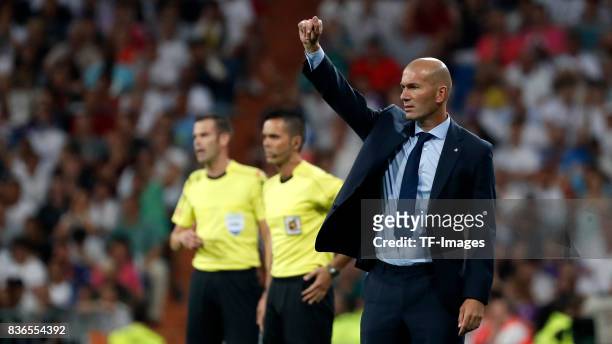 Head coach Zinedine Zidane of Real Madrid gestures during the Supercopa de Espana Supercopa Final 2nd Leg match between Real Madrid and FC Barcelona...