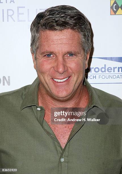 Donny Deutsch attends "Cool Comedy - Hot Cuisine" returns to Carolines on Broadway to benefit The Scleroderma Research Foundation on November 11,...