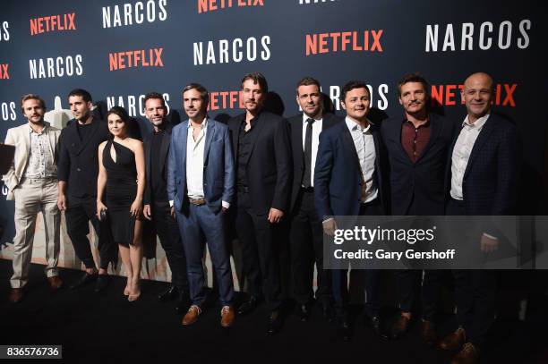 Michael Stahl-David, Miguel Angel Silvestre, Andrea Londo, Francisco Denis, Andres Baiz, Alberto Ammann, Pepe Rapazote, Arturo Castro, Pedro Pascal...