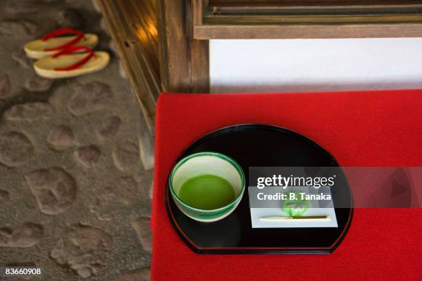 teahouse and green tea in tokyo, japan - tea room fotografías e imágenes de stock