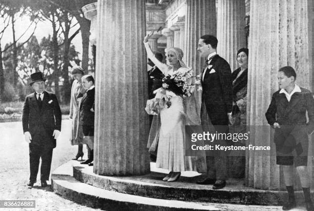 Mariage du comte Ciano avec la fille du Duce, Edda Ciano, à gauche, Benito Mussolini, à Rome, Italie le 24 avril 1930.