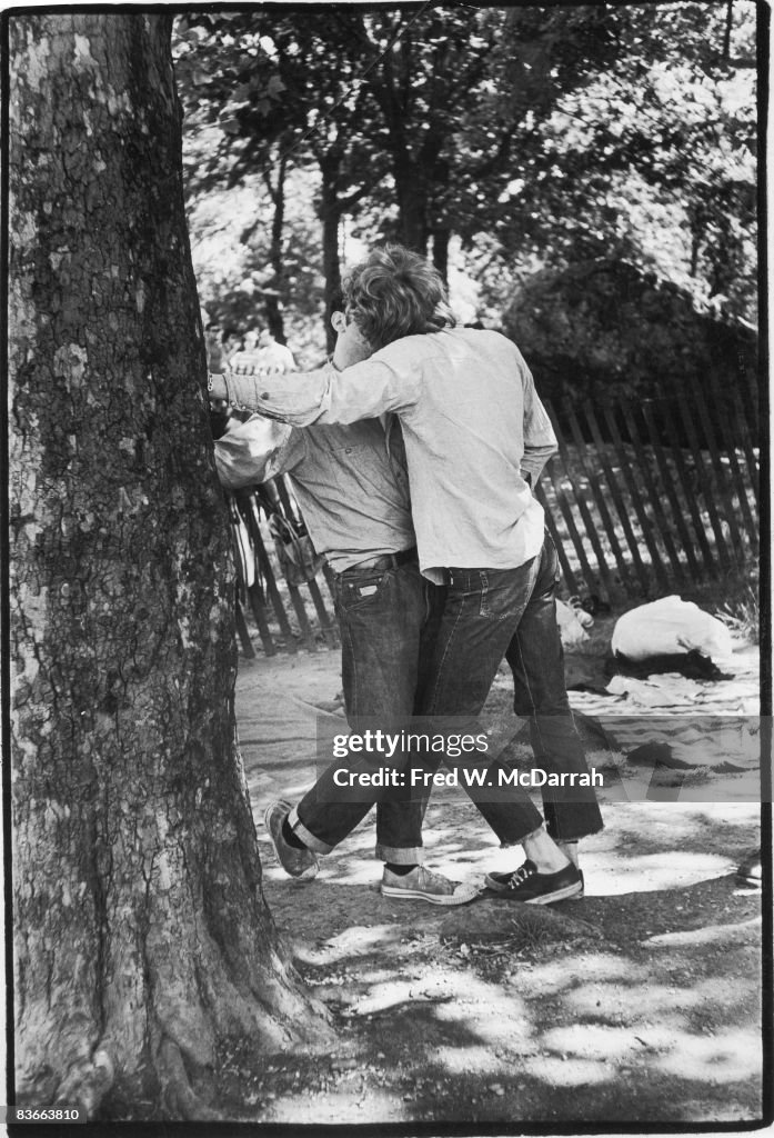 Kissing In Central Park
