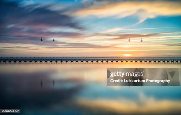 ponte vasco da gama - lisboa - portugal - ponte vasco da gama stock-fotos und bilder