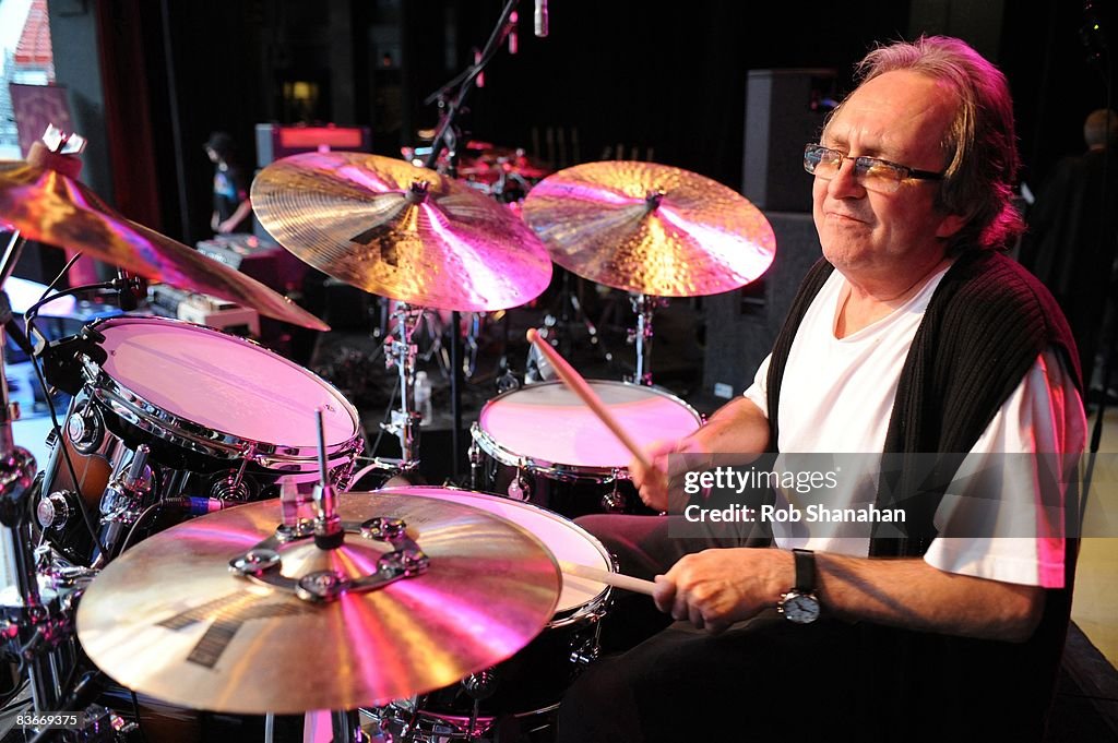 Mitch Mitchell File Photos