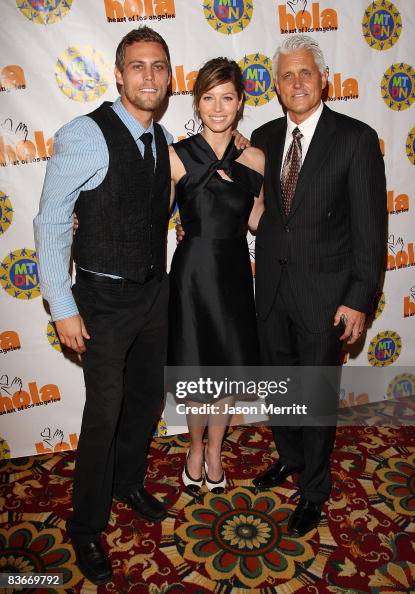 Justin Bisel Actress Jessica Biel, father Jon Biel, and brother Justin Biel arrive ...