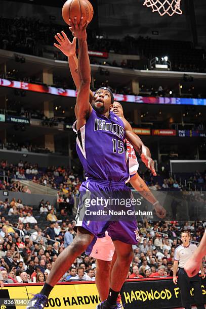 John Salmons of the Sacramento Kings goes up for a layup against the Los Angeles Clippers at Staples Center on November 12, 2008 in Los Angeles,...