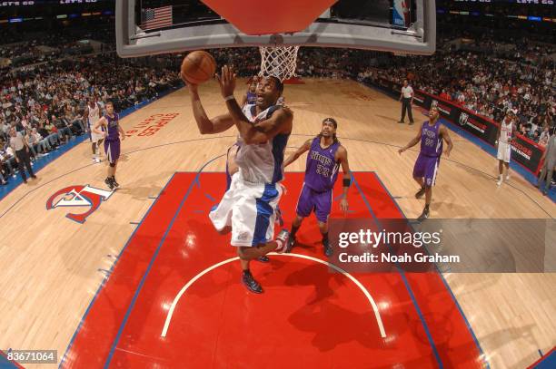 Marcus Camby of the Los Angeles Clippers goes up for a reverse layup against the Sacramento Kings at Staples Center on November 12, 2008 in Los...