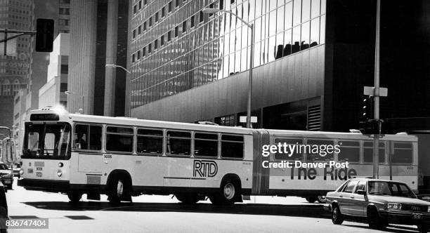 Rtd Bus Rear 37 Rtds Stock Photos, High-Res Pictures, and Images - Getty Images