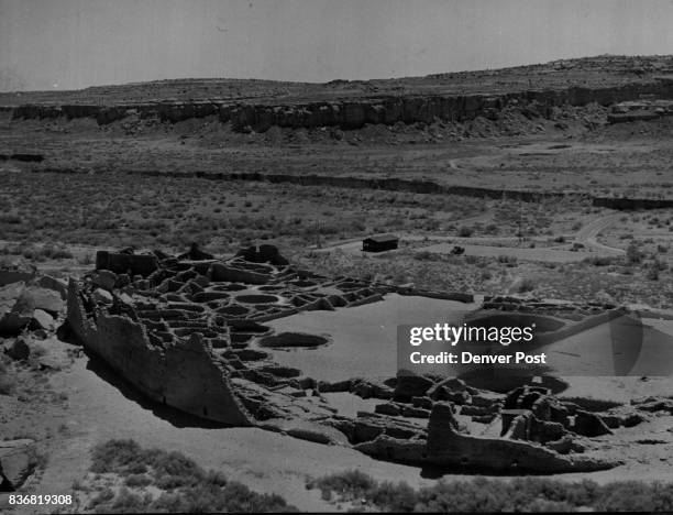 New Mexico - National Monuments The stone ruins of Pueblo Bonito--world's largest apartment house before 1887--stand as a silent reminder of a...
