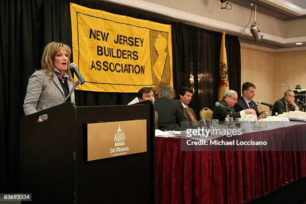 Associate VP Kelly Zuccarelli addresses the audience while 2007/2008 NJBA President Barry Solondz, NJBA Executive VP Tim Touchey, VP and 2008/2009...