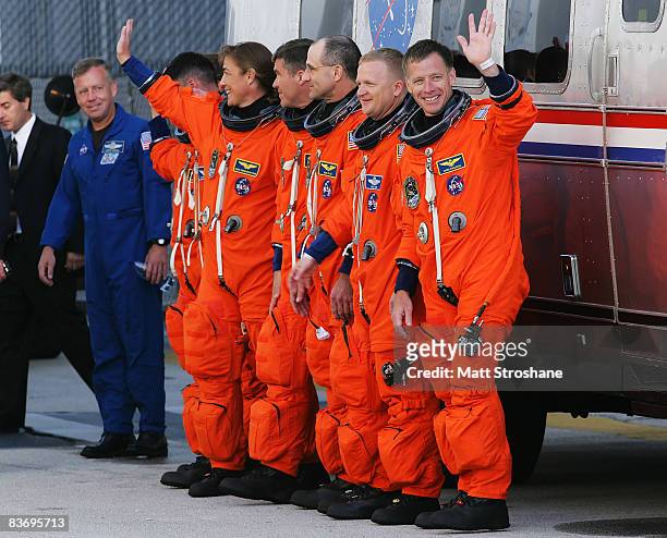 Space Shuttle Endeavour STS-126 crew members, Commander Christopher Ferguson, pilot Eric Boe, mission specialists Donald Pettit, Steve Bowen,...