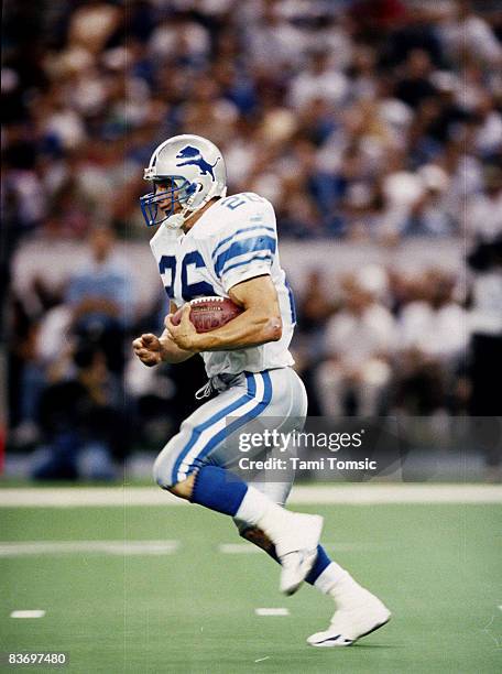 Detroit Lions fullback Brock Olivo returns a kickoff during a 28-20 victory over the Seattle Seahawks on September 12 at the Kingdome in Seattle,...
