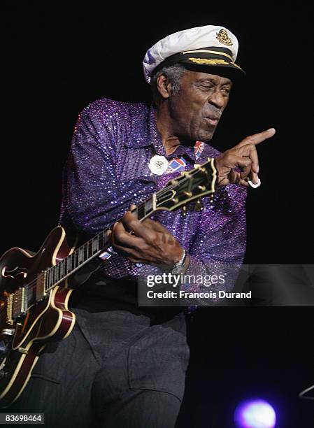 Singer Chuck Berry performs at the 'Les Legendes Du Rock and Roll' concert at the Zenith on November 14, 2008 in Paris, France.