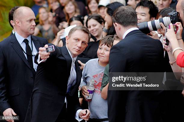 Daniel Craig arrives for the Australian premiere of 'Quantum of Solace' at the Hoyts Cinema in the Entertainment Quarter on November 15, 2008 in...