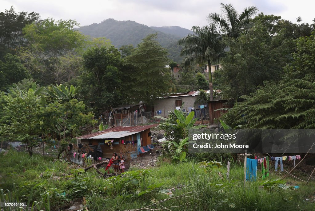 Extreme Poverty And Violent Crime Fuel Hondurans Desire To Immigrate To U.S.