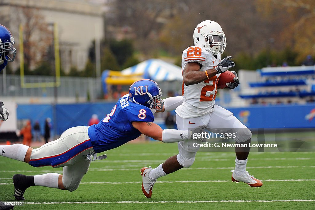 Texas Longhorns v Kansas Jayhawks