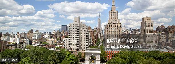 new york skyline - parque washington square - fotografias e filmes do acervo