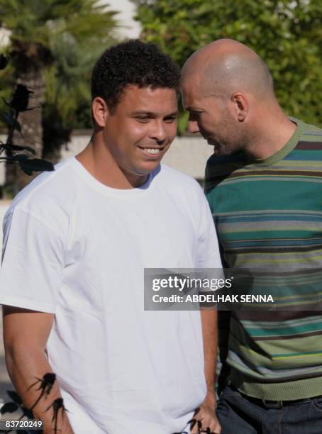 French football player Zinedine Zidane and Brazilan Ronaldo arrive at the hotel Jnane Palace in Fes on November 17, 2008. Zidane and Ronaldo will...