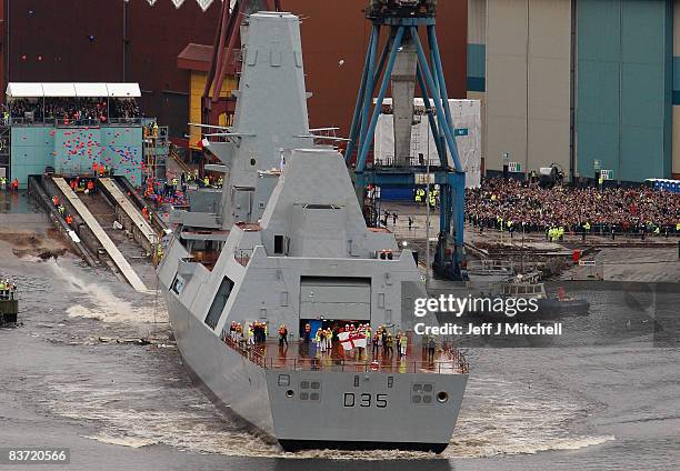 16 Destroyer Hms Dragon Stock Photos, HighRes Pictures, and Images