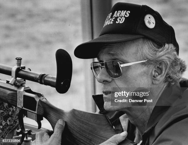 Battle Rifle Invention 12 Who Invented The Automatic Rifle Photos & High Res Pictures - Getty ...