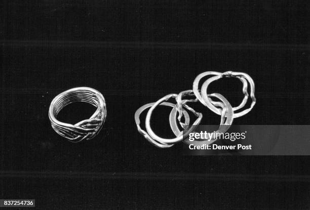 Interlocking Rings Game 160 Interlocking Rings Stock Photos, High-Res Pictures, and Images ...