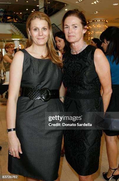 Anne Vincent and Vogue's senior west coast editor Lisa Love attend the Proenza Schouler Ball Collection Luncheon on November 13, 2008 in Beverly...