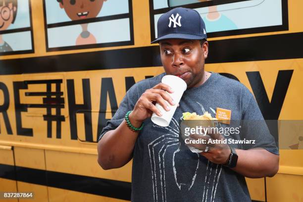 Actor, Comedian and Dad Kenan Thompson encourages Fans to Dine Out this month to support No Kid Hungry around Herald Square on August 22, 2017 in New...