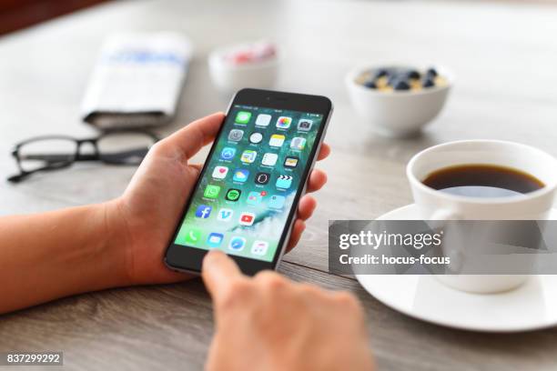 Using Apple Iphone 75,557 Apple Iphone Stock Photos, High-Res Pictures, and Images - Getty ...