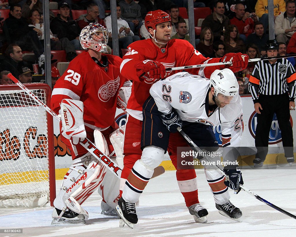 Edmonton Oilers v Detroit Red Wings