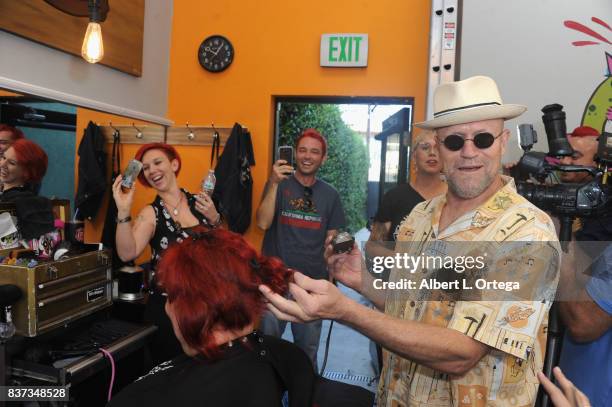 Michael Rooker Mohawk Hollywood Barber Shop Photos and Premium High Res Pictures - Getty Images