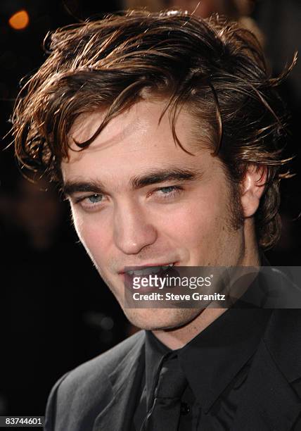 Robert Pattinson arrives at the Los Angeles premiere of "Twilight" at the Mann Village and Bruin Theaters on November 17, 2008 in Westwood,...