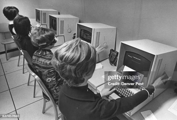 Computer Operators 1960s 1,084 1960s Computer Stock Photos, High-Res Pictures, and Images ...