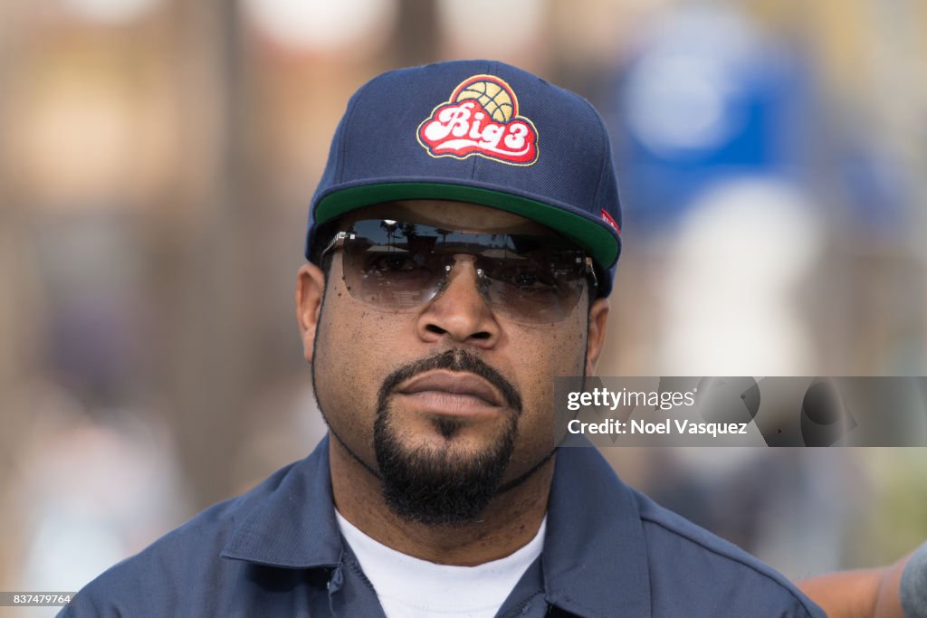 Ice Cube, Tamera Mowry And Josh Sabarra Visit "Extra"