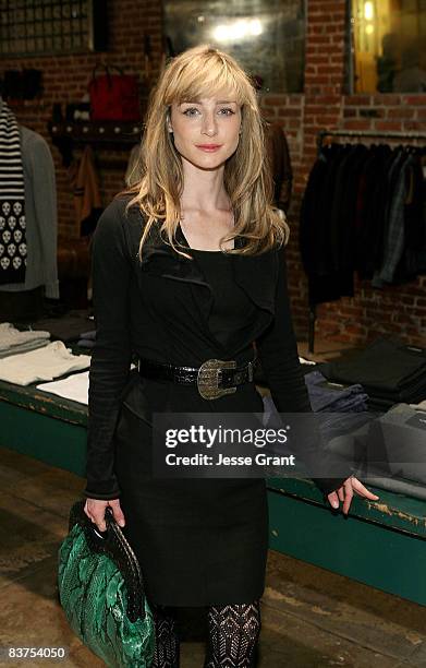 Actress Katharine Towne attends the Confederacy Hearts Rag and Bone cocktail party held at Confederacy on November 18, 2008 in Los Angeles,...