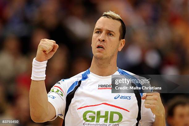 Pascal Hens of HSV Handball celebrates the victory during the Toyota Handball Bundesliga match between HSV Hamburg and SG Flensburg-Handewitt at the...