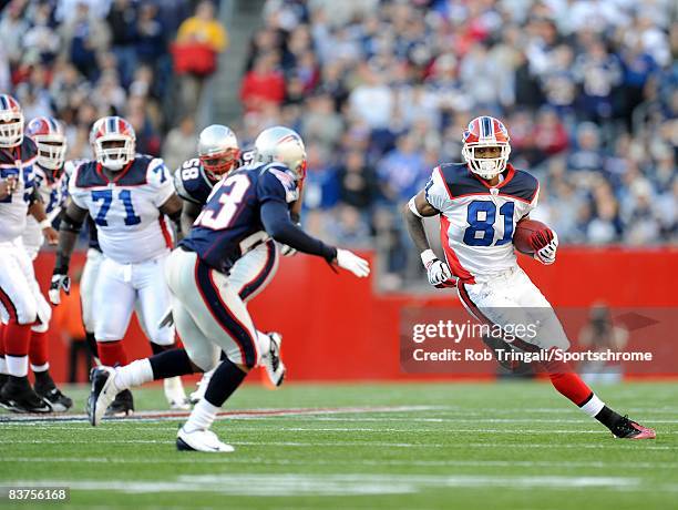 Wide receiver James Hardy of the Buffalo Bills runs with the ball against the New England Patriots on November 9, 2008 at Gillette Stadium in...