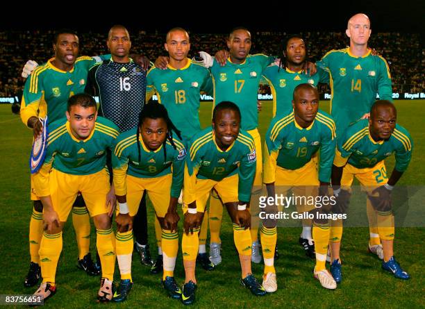 The South Africa team lines-up ahead of the International match between South Africa and Cameroon at the Olympia Stadium on November 19, 2008 in...