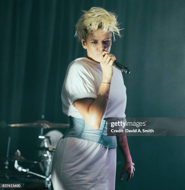 Betty Who performs at Saturn Birmingham on August 22, 2017 in Birmingham, Alabama.