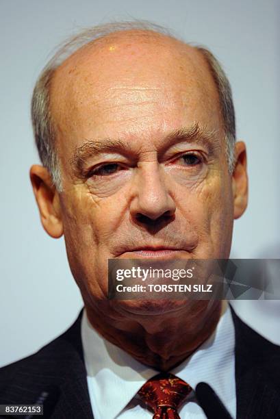 Prince Amyn Aga Khan, director of the Aga Khan Foundation delivers a speech on November 20, 2008 at the 10th German World Bank Forum conference in...