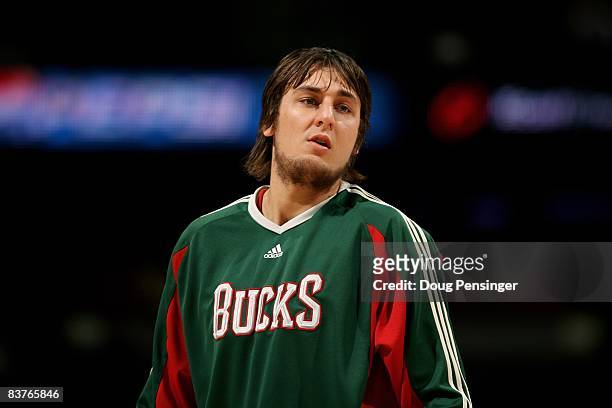 Andrew Bogut of the Milwaukee Bucks warms up prior to facing the Denver Nuggets at the Pepsi Center on November 18, 2008 in Denver, Colorado. The...