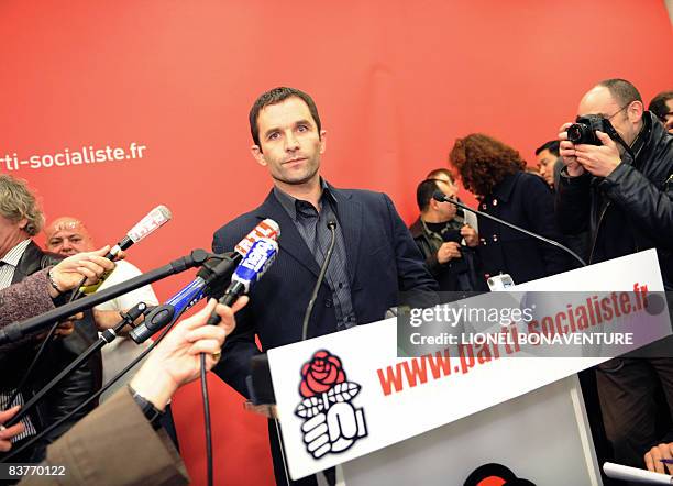 Euro-MP Benoit Hamon delivers a speech at the Socialist headquarters after the results of the first round vote for a new leader on November 21, 2008...