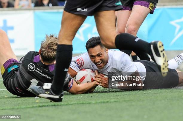 Quentin Laulu-Togaga'e, shown here in an earlier game, scored two tries in a five-minute span in the second half as the Toronto Wolfpack downed the...