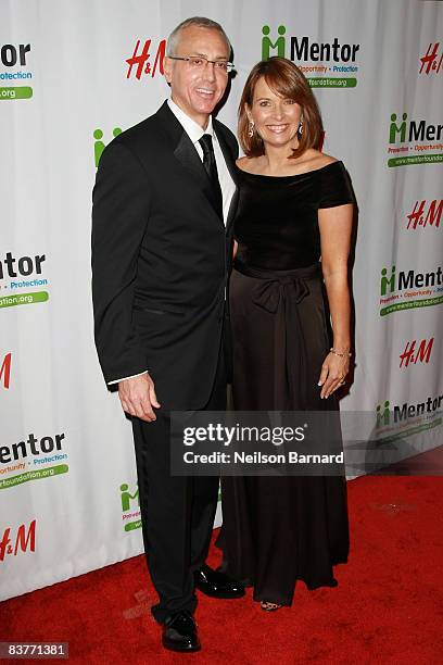 Psychiatrist Dr. Drew Pinsky and wife Susan Pinsky attend the Mentor Foundation Royal Gala at the Waldorf Astoria on November 20, 2008 in New York...