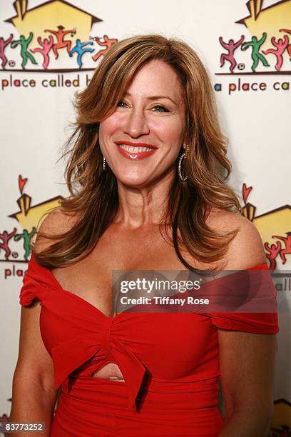 Comedian Lisa Ann Walters poses at A Place Called Home Gala Event Honoring herbalife CEO at The Beverly Hilton on November 20, 2008 in Los Angeles,...