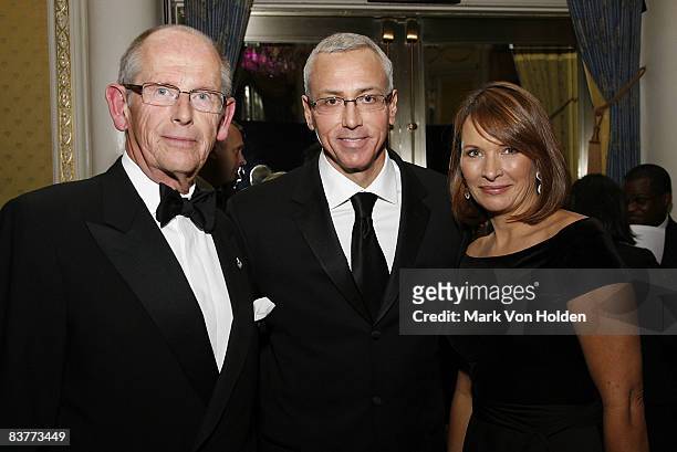 Chariman of the Mentor Foundation Dr. Olof Stenhammar, Dr. Drew Pinsky and wife Susan Pinsky pose for a picture at the Mentor Foundation Royal Gala...