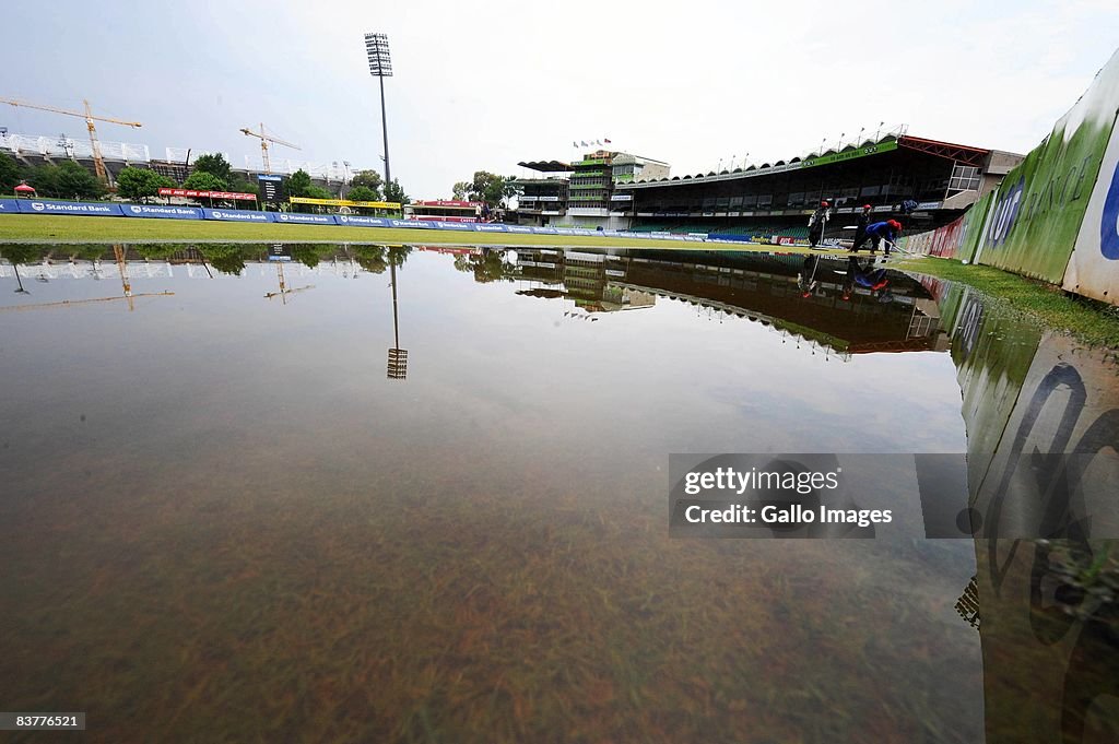 South Africa v Bangladesh - First Test - Day 3