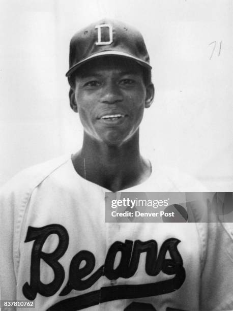 Bobby Perry Bobby Perry Photos and Premium High Res Pictures - Getty Images