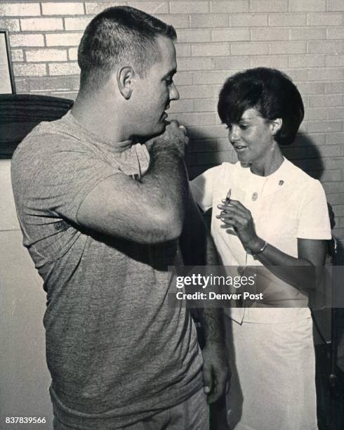 Darrell Lester 74 Darrell Lester Stock Photos, High-Res Pictures, and Images - Getty ...